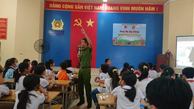 Giáo viên Tổng phụ trách Đội nhà trường tham gia các lớp tập huấn bối dưỡng kĩ năng, nghiệp vụ năm học 2020 - 2021.