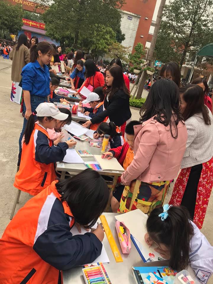 CHƯƠNG TRÌNH NGÀY HỘI " THIẾU NHI VUI KHỎE_ TIẾN BƯỚC LÊN ĐOÀN