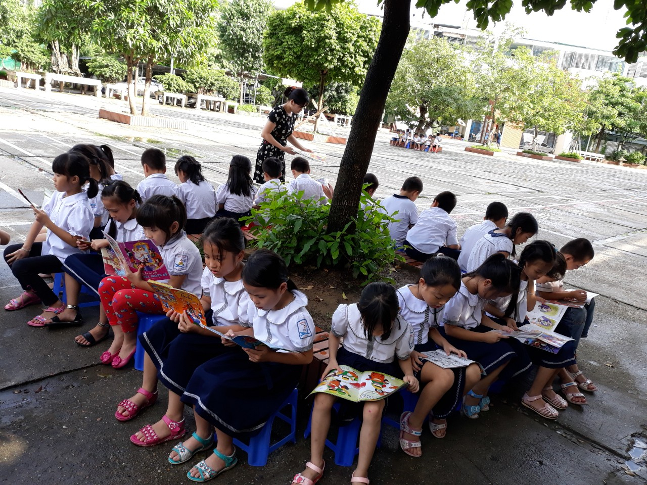 DƯ ÂM NGÀY HỘI SÁCH