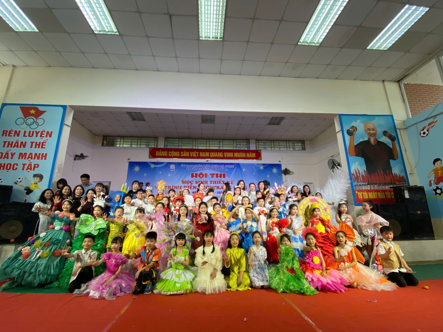 Hội thi “Thiết kế, trình diễn thời trang tái chế" năm học 2024 - 2025